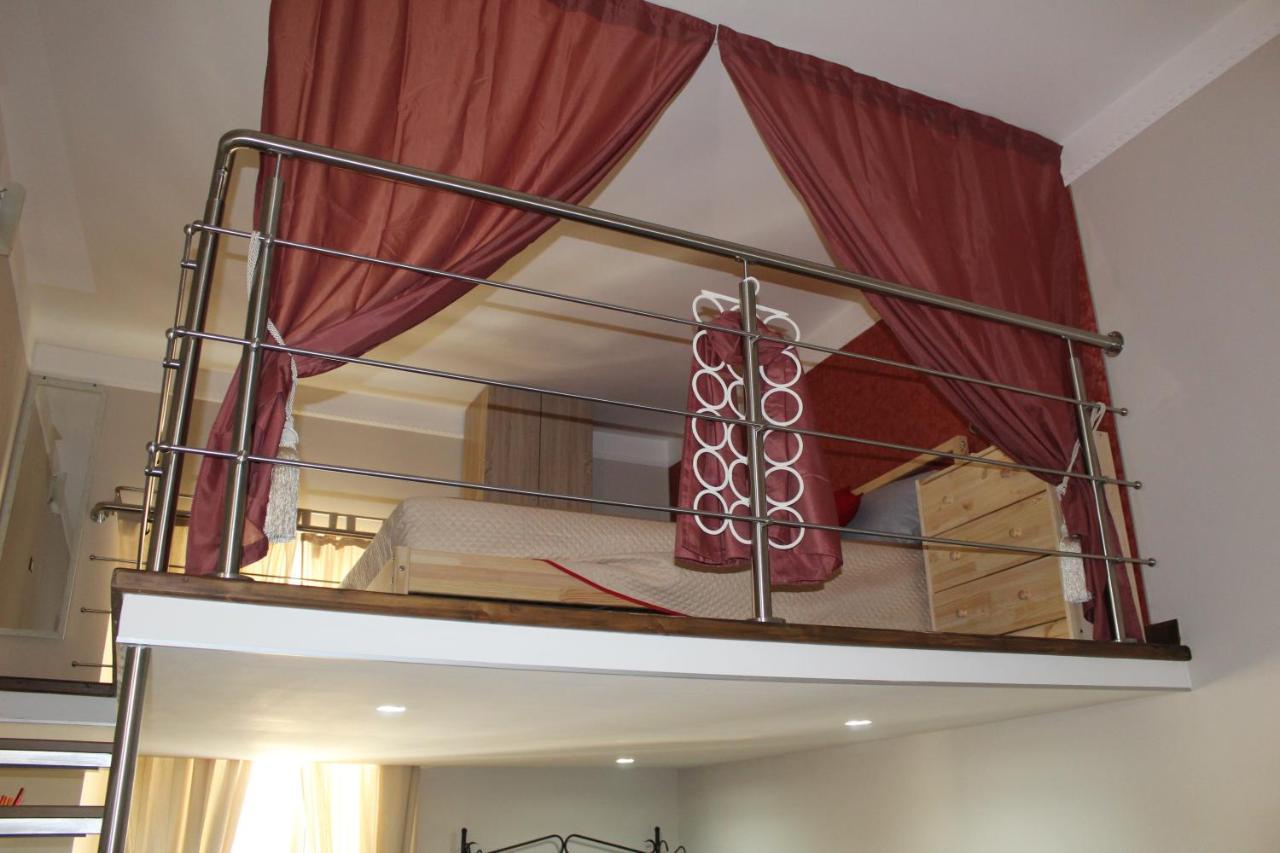 Casa Cairoli Hotel Наполи Екстериор снимка