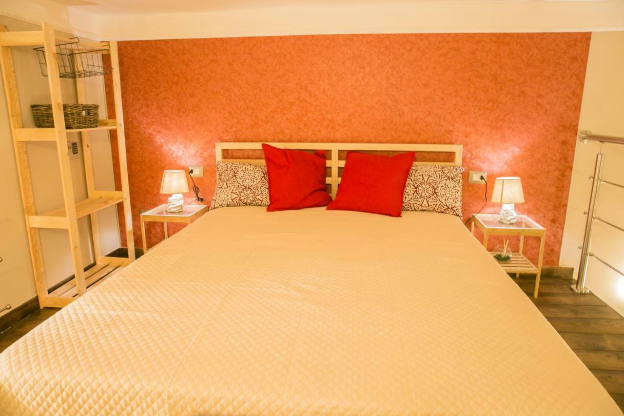 Casa Cairoli Hotel Наполи Екстериор снимка