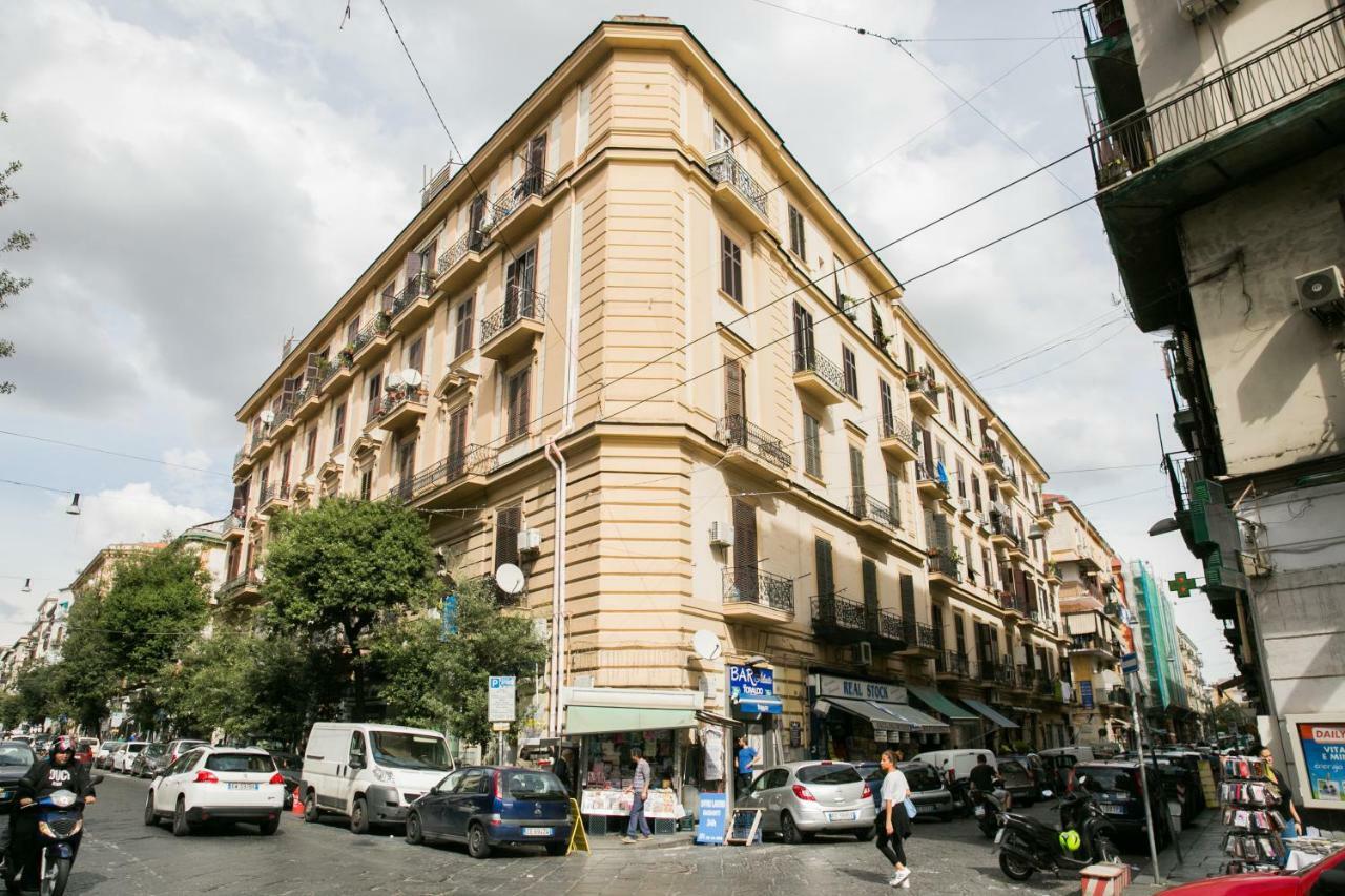 Casa Cairoli Hotel Наполи Екстериор снимка