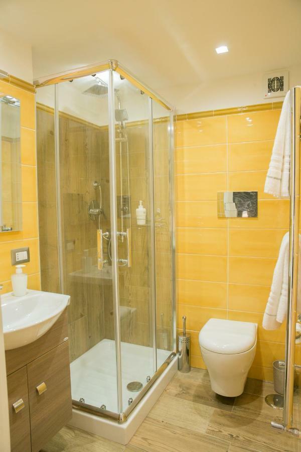 Casa Cairoli Hotel Наполи Екстериор снимка